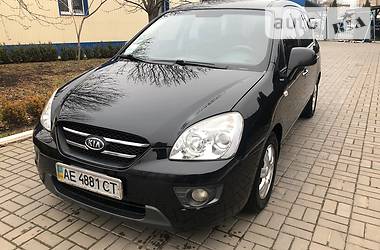 Kia Carens  2007