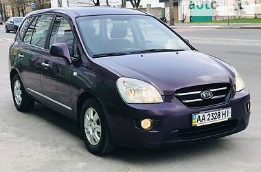 Kia Carens  2008