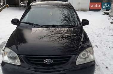 Kia Carens  2004
