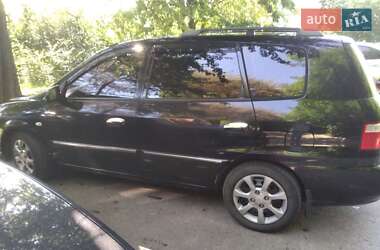 Kia Carens  2006
