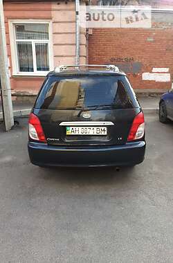 Kia Carens  2000