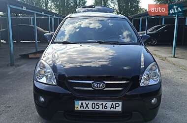 Kia Carens  2008