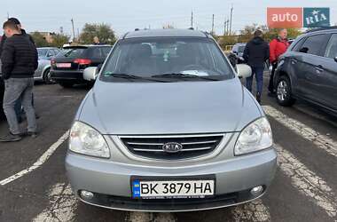 Kia Carens  2005