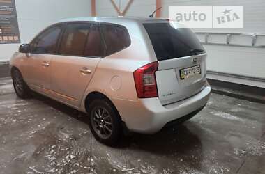 Kia Carens  2008