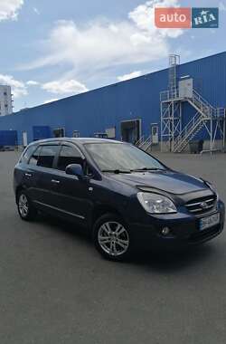 Kia Carens  2008