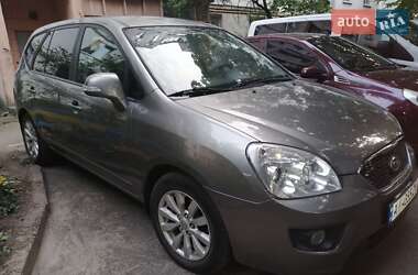 Kia Carens  2011