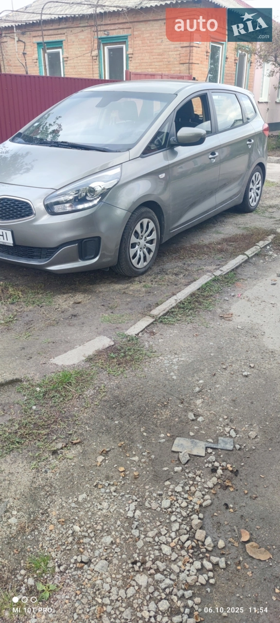 2013 Kia Carens - мініатюра 2