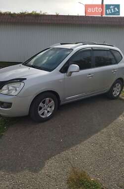 Kia Carens  2007