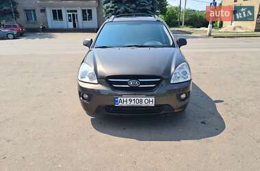 Kia Carens  2008