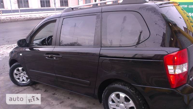 Kia Carnival 2007 года