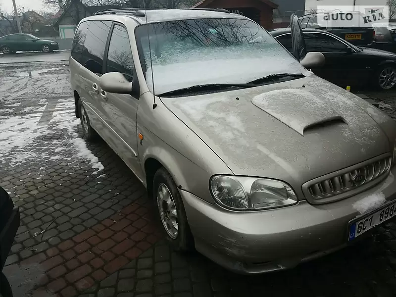 kia carnival на что при покупке обратить внимание