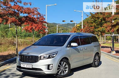 Kia Carnival  2016