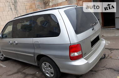 Kia Carnival  2004