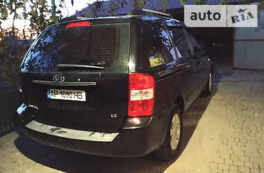 Kia Carnival  2006