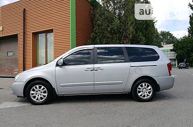 Kia Carnival  2008