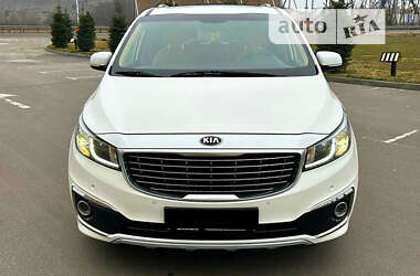 Kia Carnival  2016