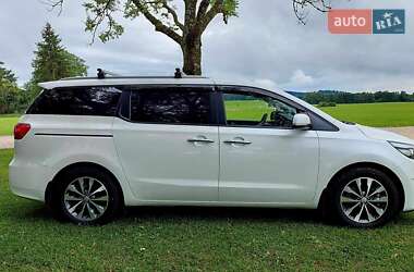 Kia Carnival  2016