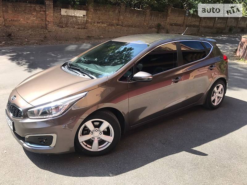 Kia cee'd 2016 года