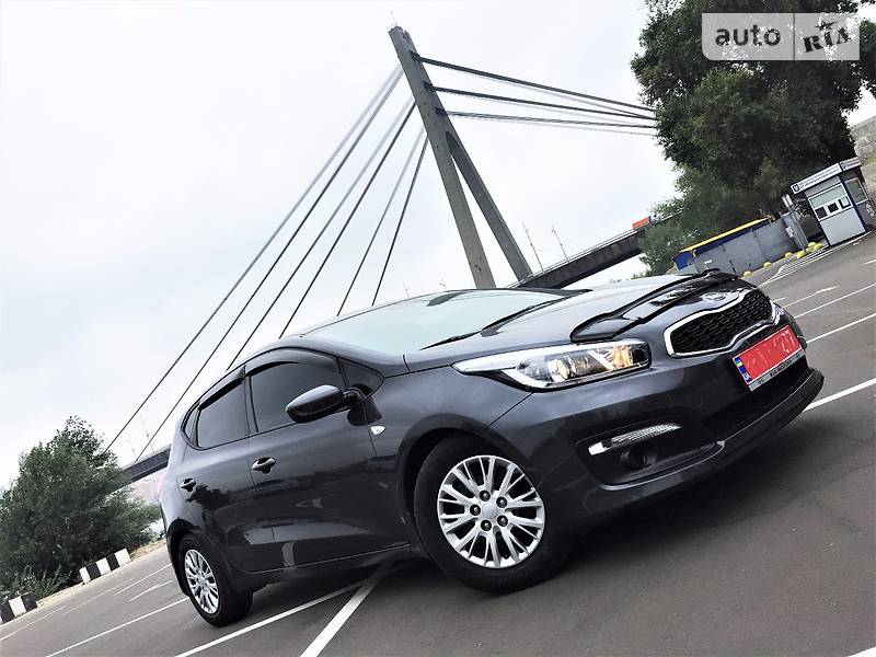 Kia cee'd 2017 года