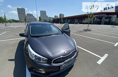 Kia Ceed  2013