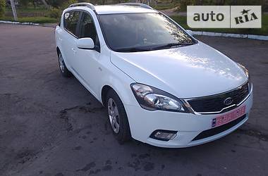 Kia Ceed  2010