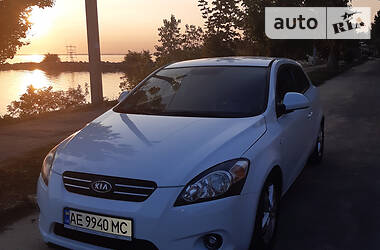 Kia Ceed  2008