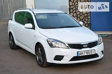 Kia Ceed  2010