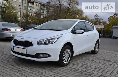 Kia Ceed  2013