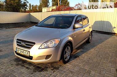 Kia Ceed  2007