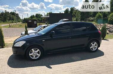 Kia Ceed  2007