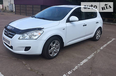 Kia Ceed  2009