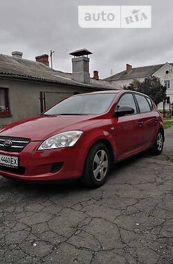 Kia Ceed  2008