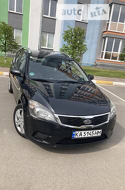 Kia Ceed  2010