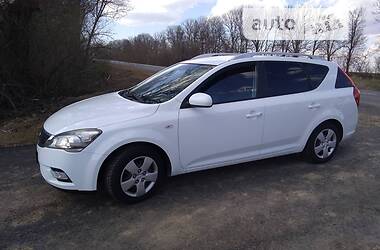 Kia Ceed  2010