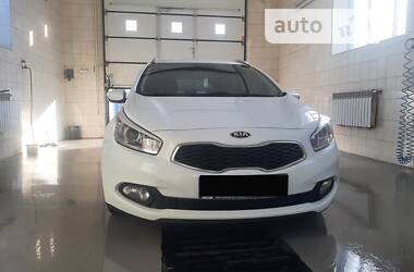 Kia Ceed  2012