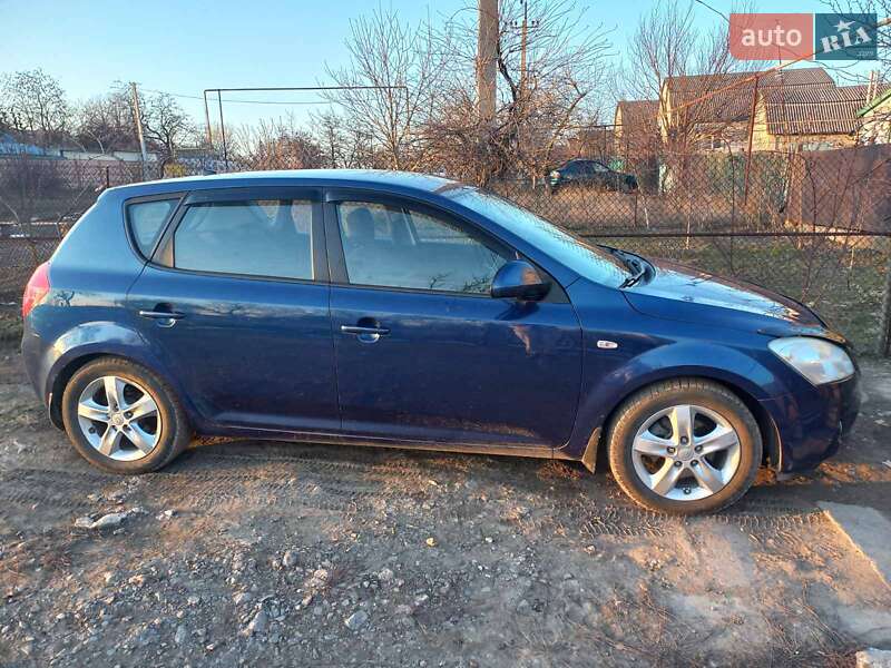 Хетчбек Kia Ceed 2008 в Одесі
