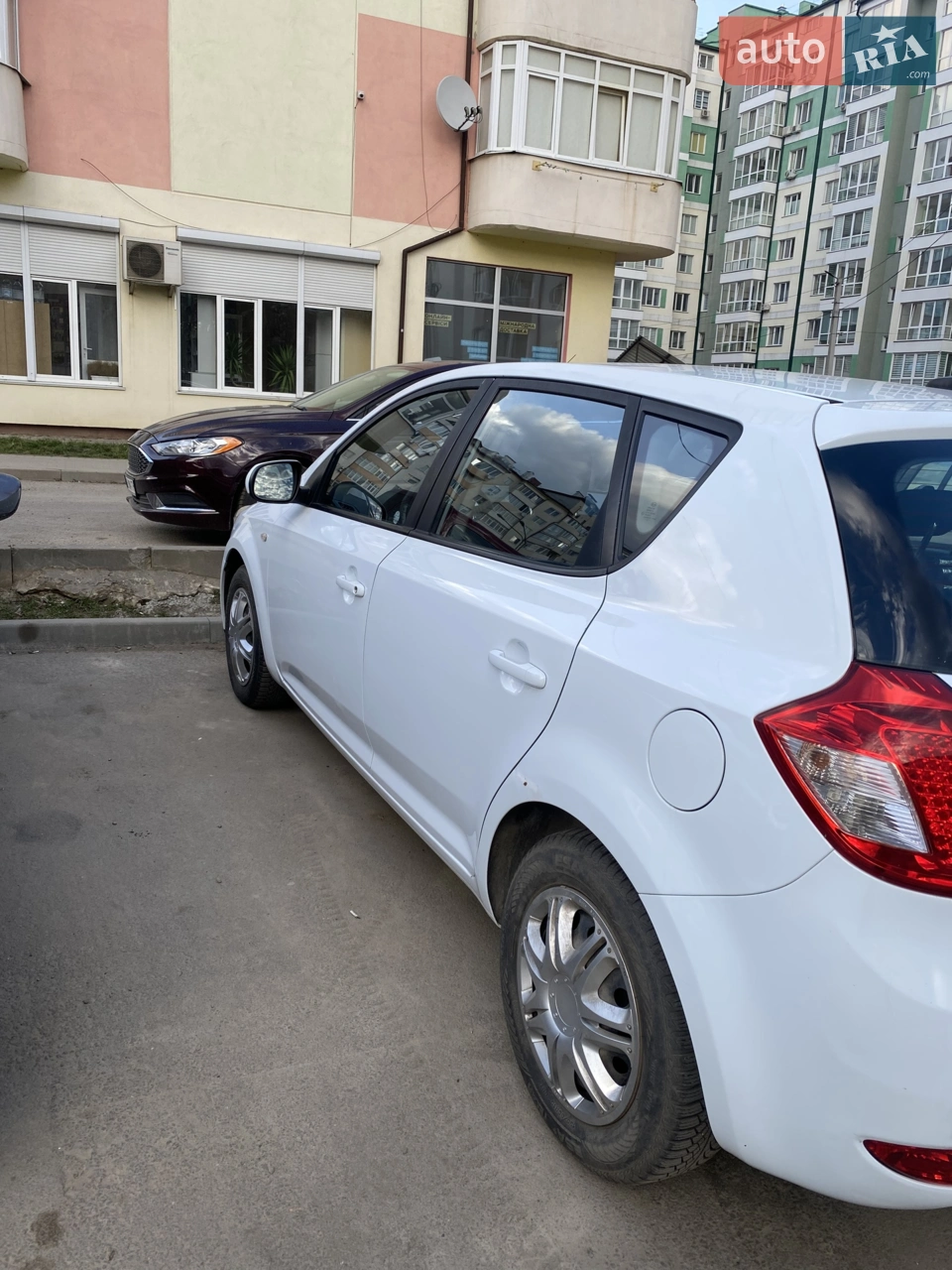 2010 Kia Cee'd - мініатюра 2