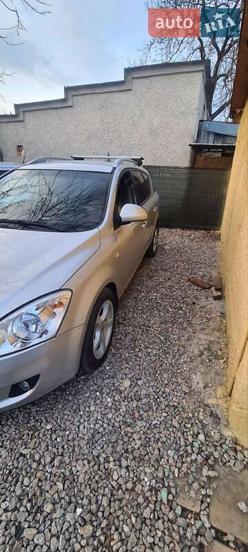 Универсал Kia Ceed 2008 в Ужгороде