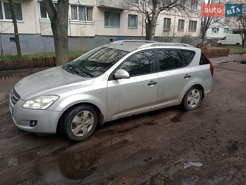 Универсал Kia Ceed 2008 в Житомире