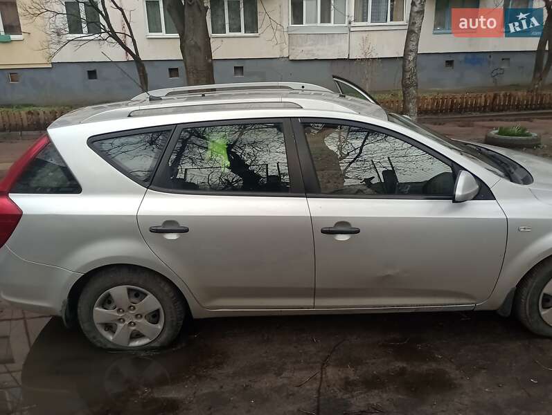 Универсал Kia Ceed 2008 в Житомире