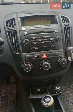 Универсал Kia Ceed 2008 в Житомире