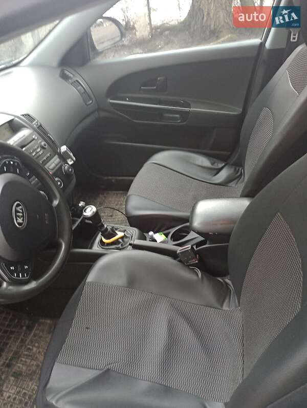 Универсал Kia Ceed 2008 в Житомире