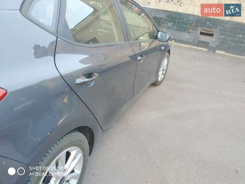 Хетчбек Kia Ceed 2016 в Калуші