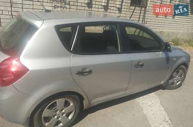 Kia Ceed  2008