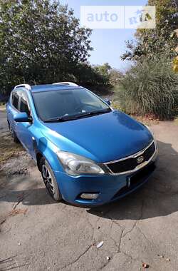 Kia Ceed  2010