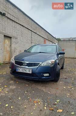 Kia Ceed  2010