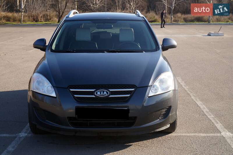 Универсал Kia Ceed