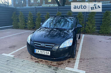 Kia Ceed  2009