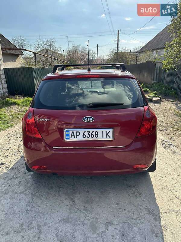Хэтчбек Kia Ceed 2009 в Запорожье фото 4 Хэтчбек Kia Ceed 2009 в Запорожье
