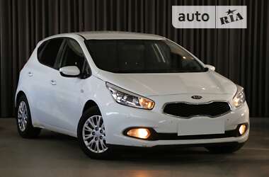 Kia Ceed  2013